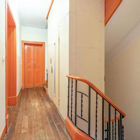 Vita Portucale ! Deluxe 3 Bedroom Apartment In Arroios-3
